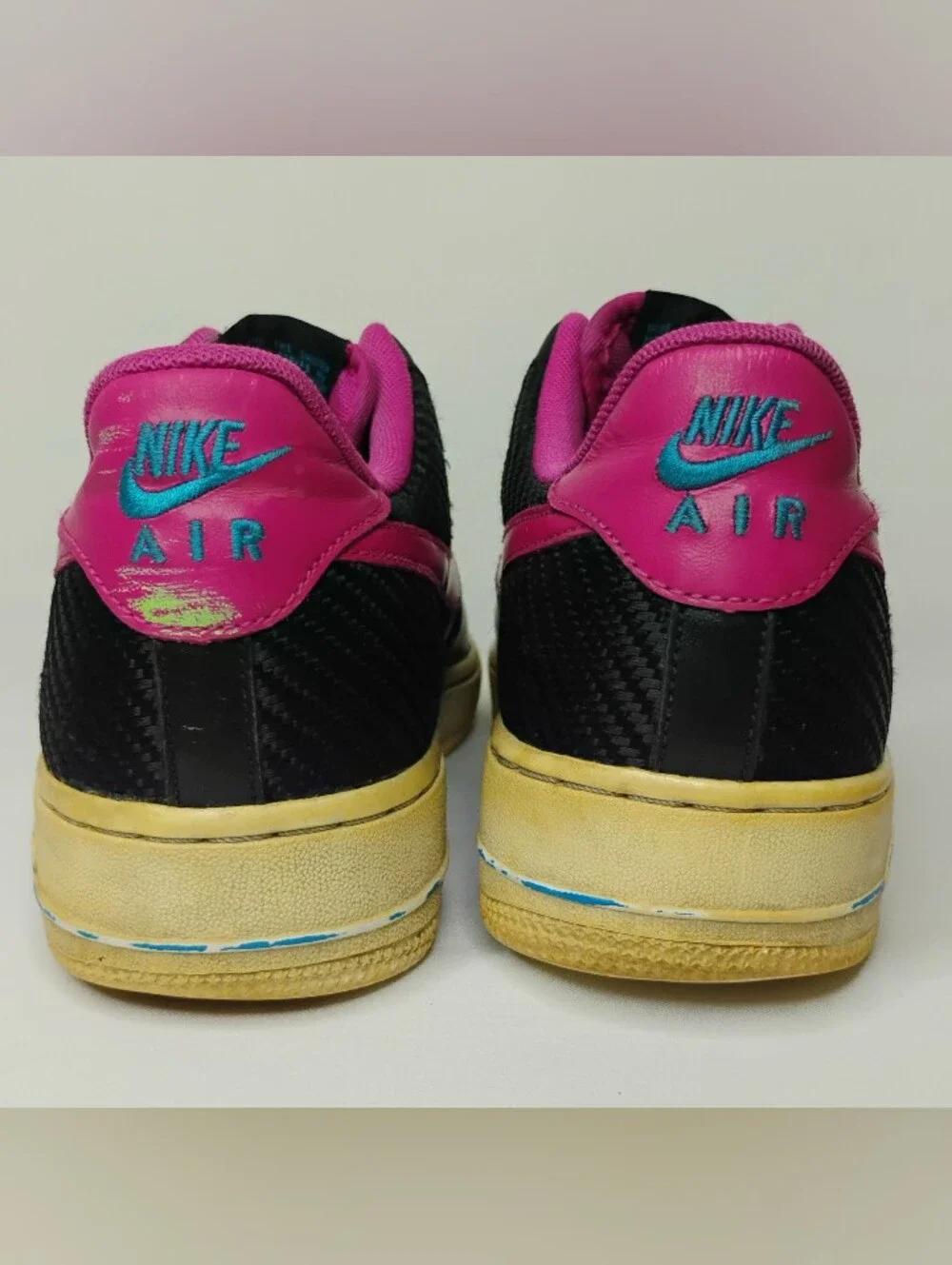 Men's Size 7.5 Vintage Nike Air Force 1 London AF1 Fireberry Retro 2012 Sneakers